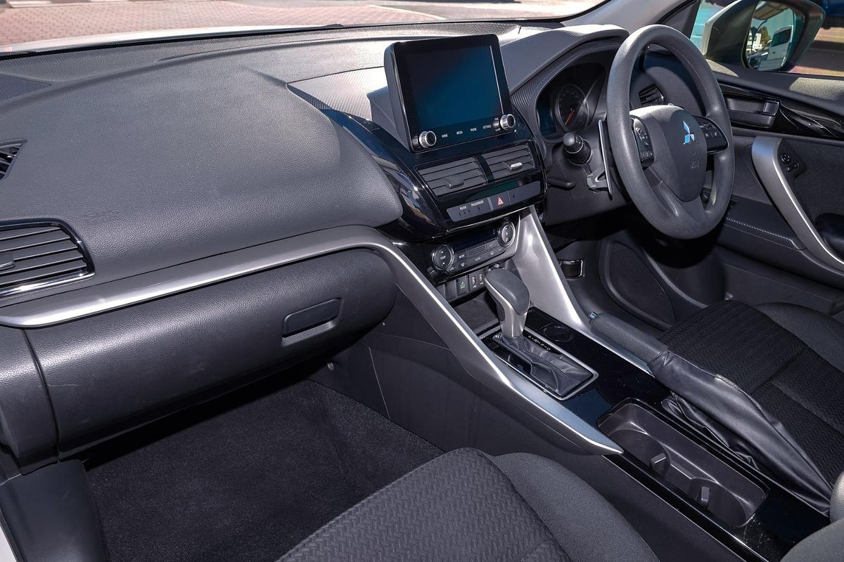 2023 Mitsubishi Eclipse Cross ES YB