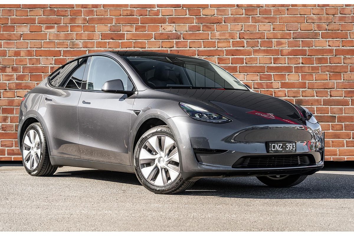 2023 Tesla Model Y Rear-Wheel Drive