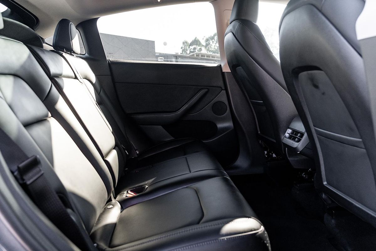 2023 Tesla Model Y Rear-Wheel Drive