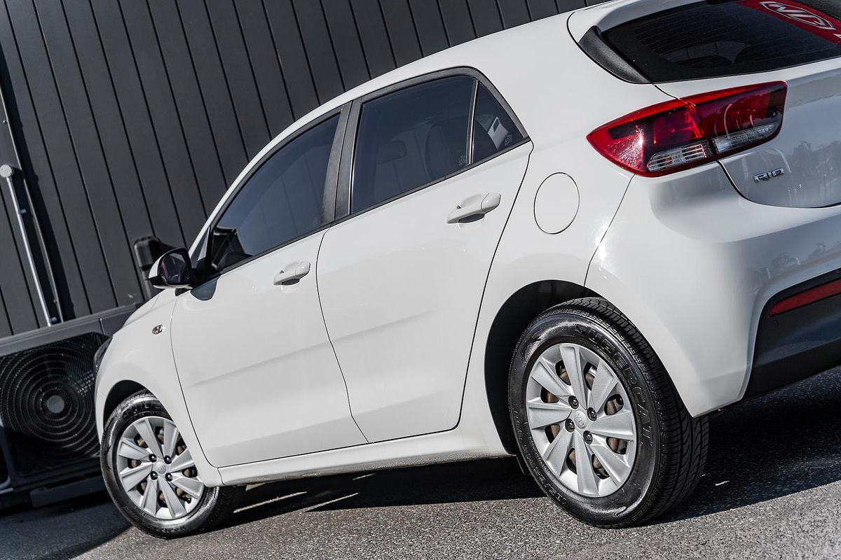 2017 Kia Rio S YB