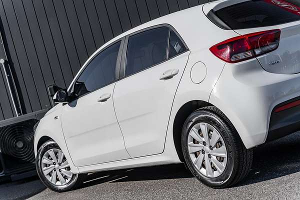 2017 Kia Rio S YB