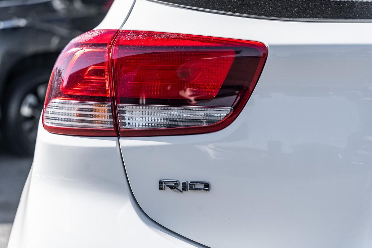 2017 Kia Rio S YB