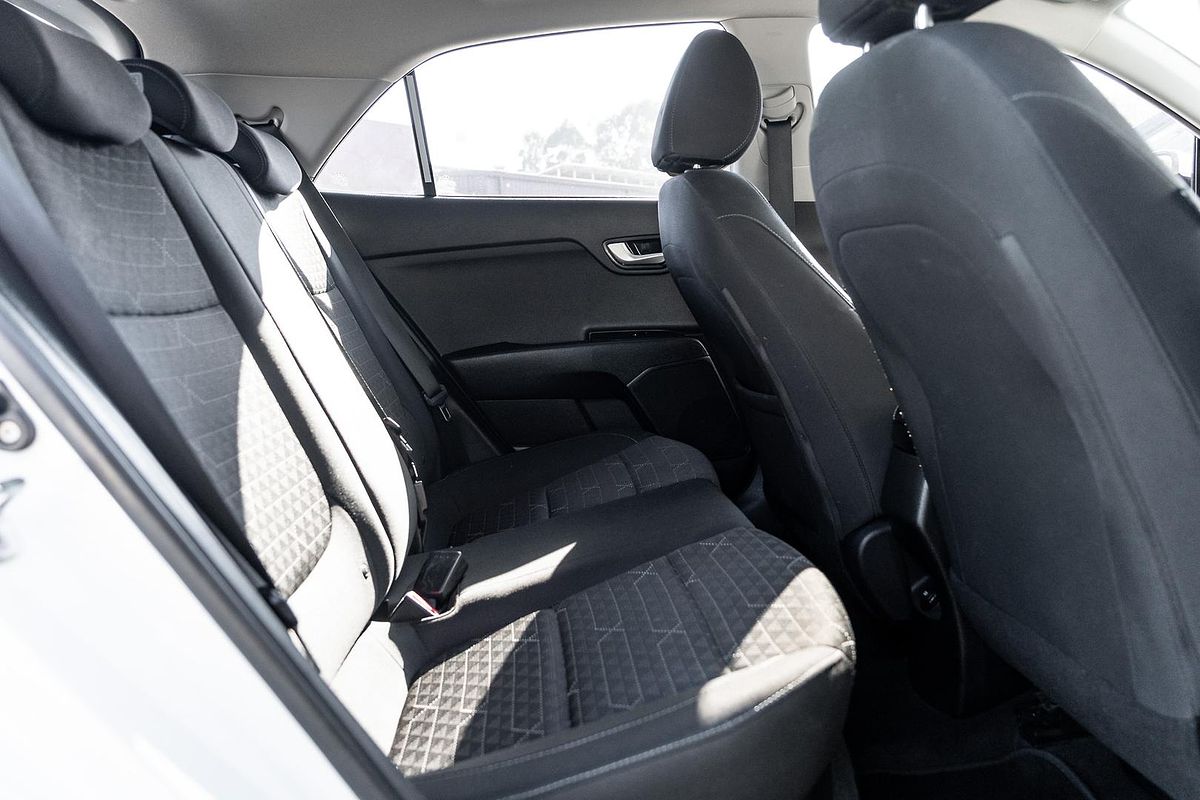 2017 Kia Rio S YB