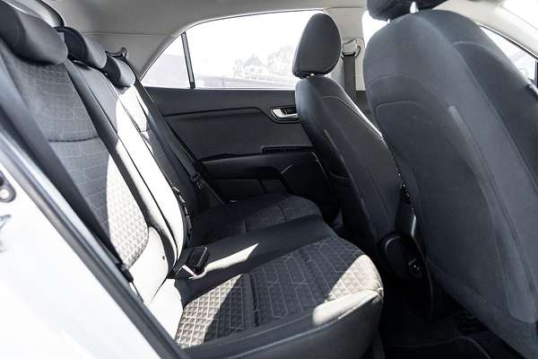 2017 Kia Rio S YB