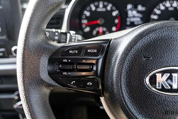 2017 Kia Rio S YB