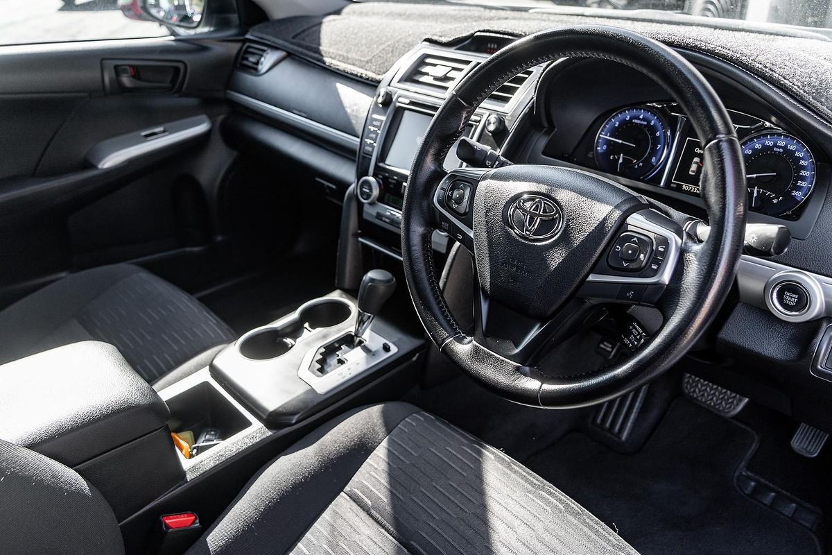 2016 Toyota Camry Atara S ASV50R