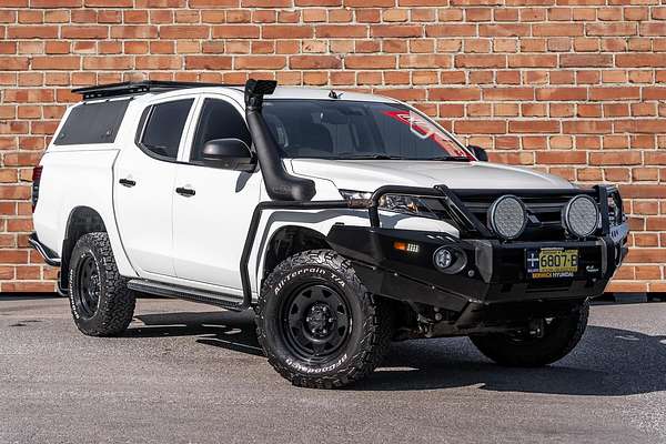 2018 Mitsubishi Triton GLX MR 4X4