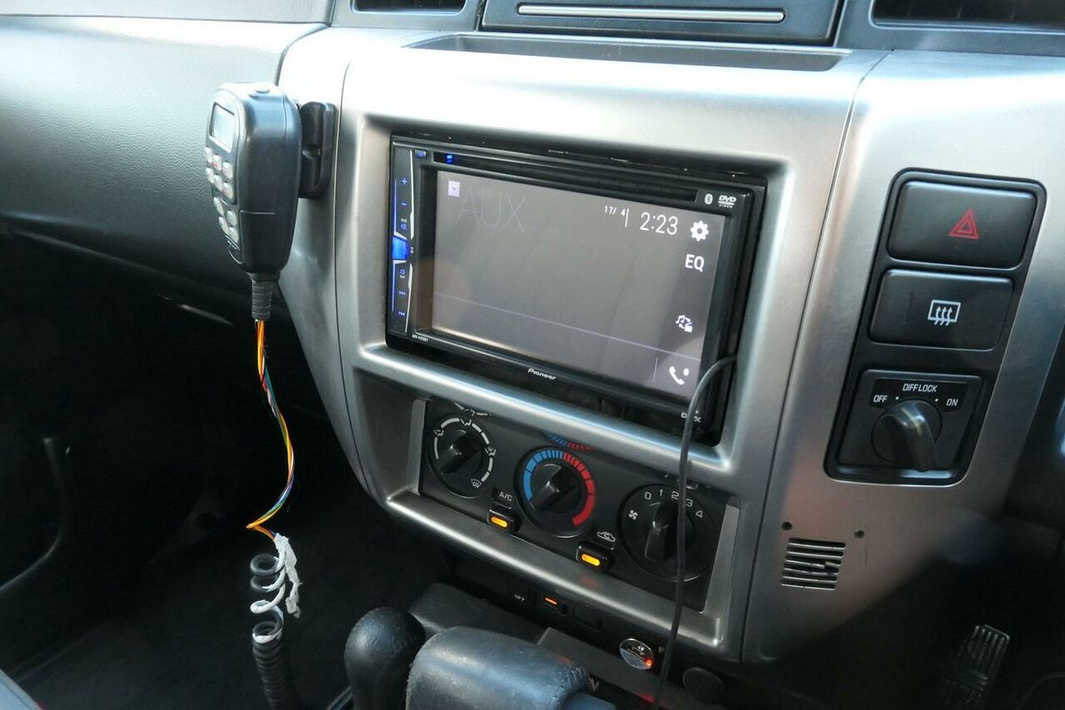 2012 Nissan Patrol ST GU 8