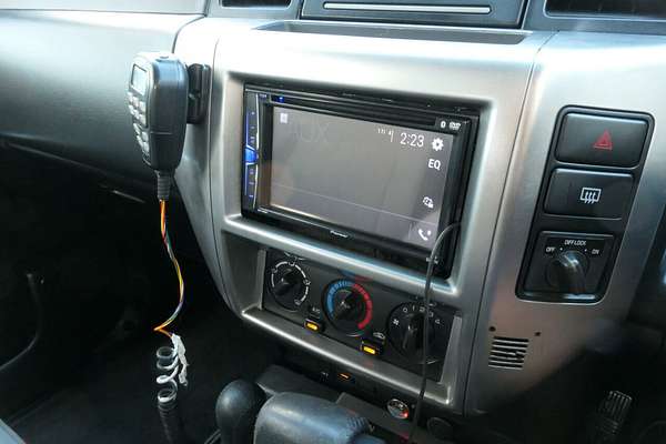 2012 Nissan Patrol ST GU 8