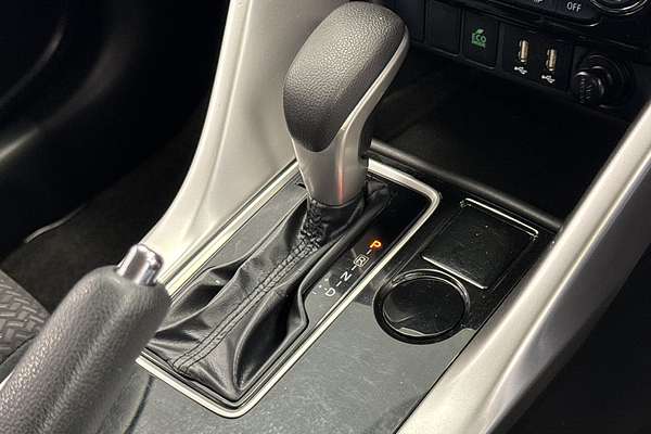 2022 Mitsubishi Eclipse Cross ES YB