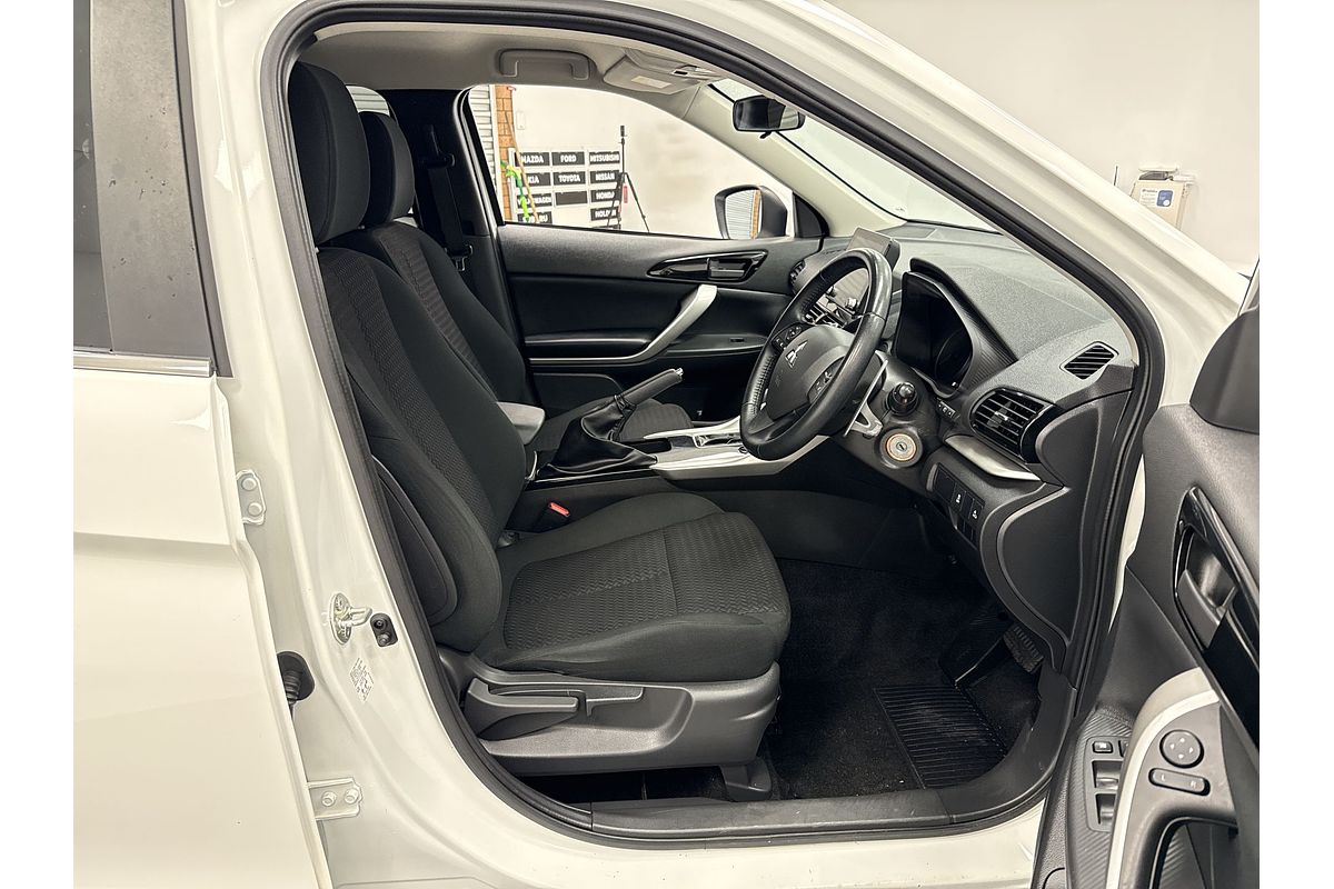 2022 Mitsubishi Eclipse Cross ES YB