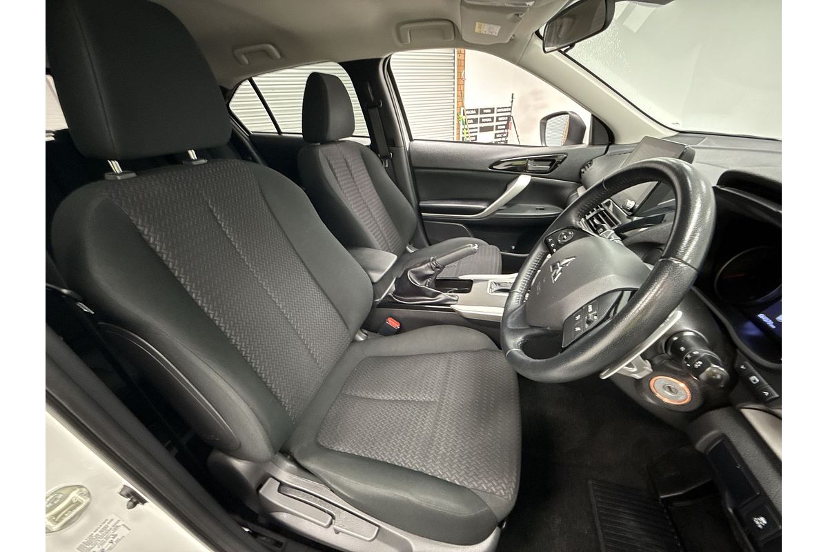 2022 Mitsubishi Eclipse Cross ES YB
