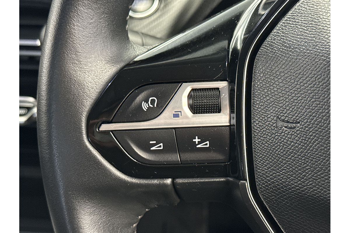 2021 Peugeot 2008 Allure P24