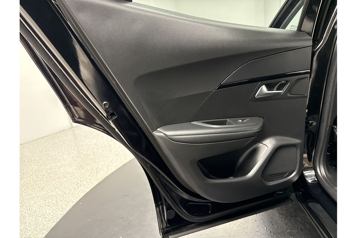 2021 Peugeot 2008 Allure P24
