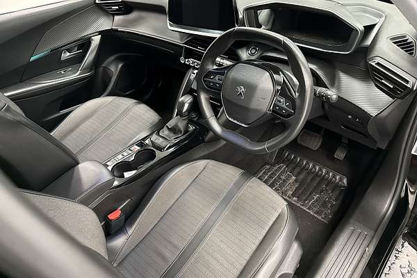 2021 Peugeot 2008 Allure P24