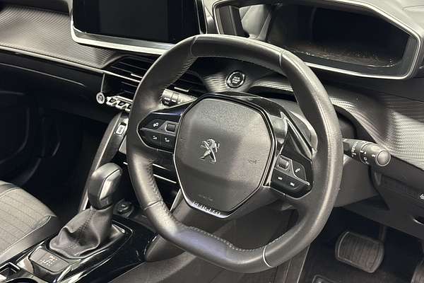 2021 Peugeot 2008 Allure P24