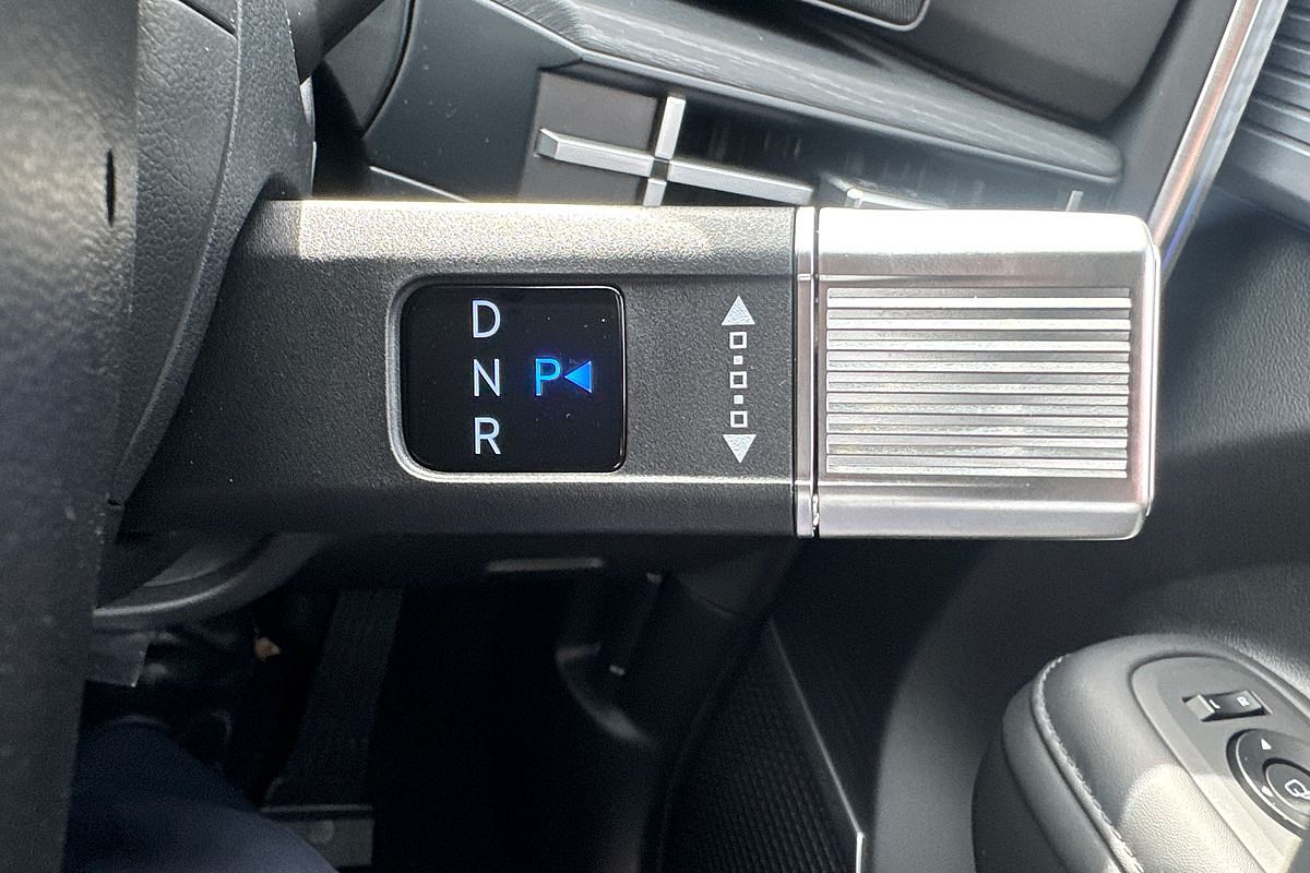 2025 Hyundai Santa Fe Hybrid Elite MX5.V1
