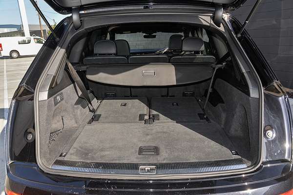 2021 Audi Q7 50 TDI S line 4M