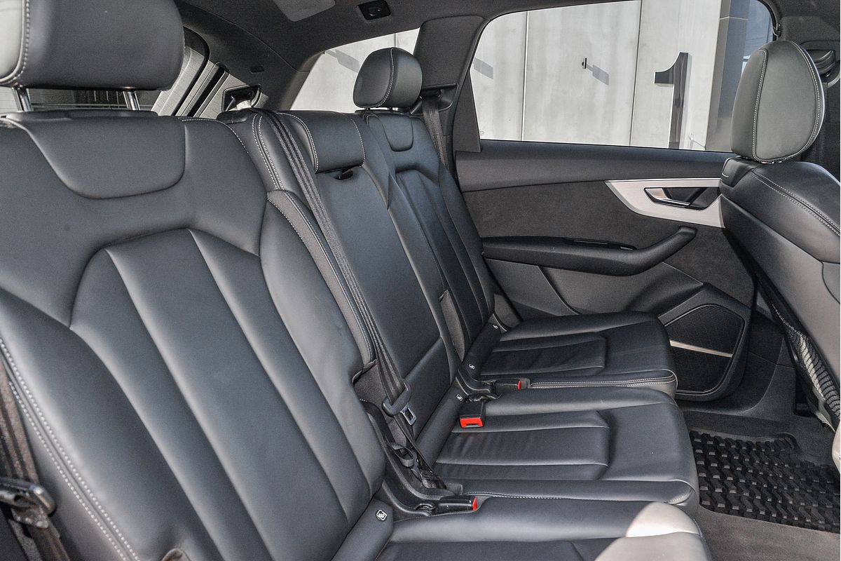 2021 Audi Q7 50 TDI S line 4M
