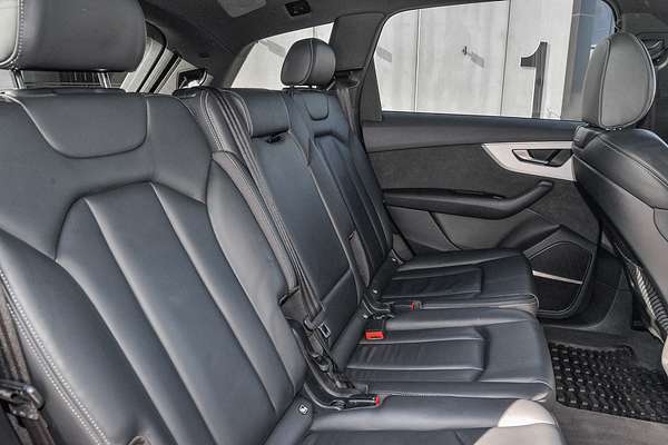 2021 Audi Q7 50 TDI S line 4M