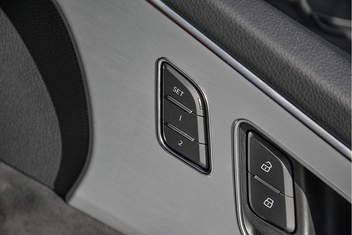 2021 Audi Q7 50 TDI S line 4M