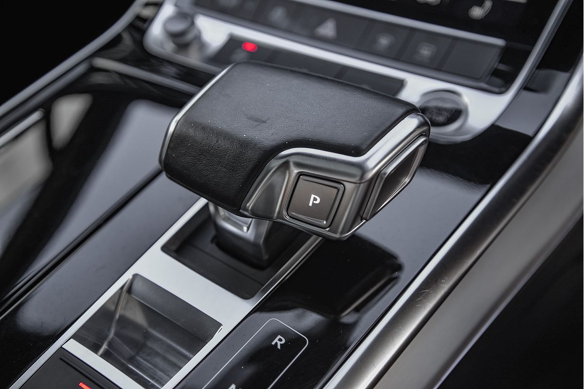 2021 Audi Q7 50 TDI S line 4M