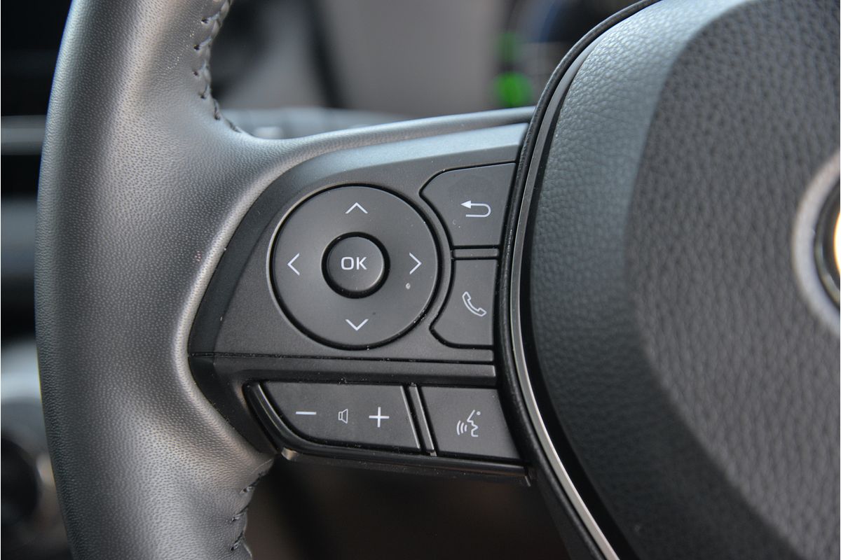 2023 Toyota RAV4 XSE AXAH54R