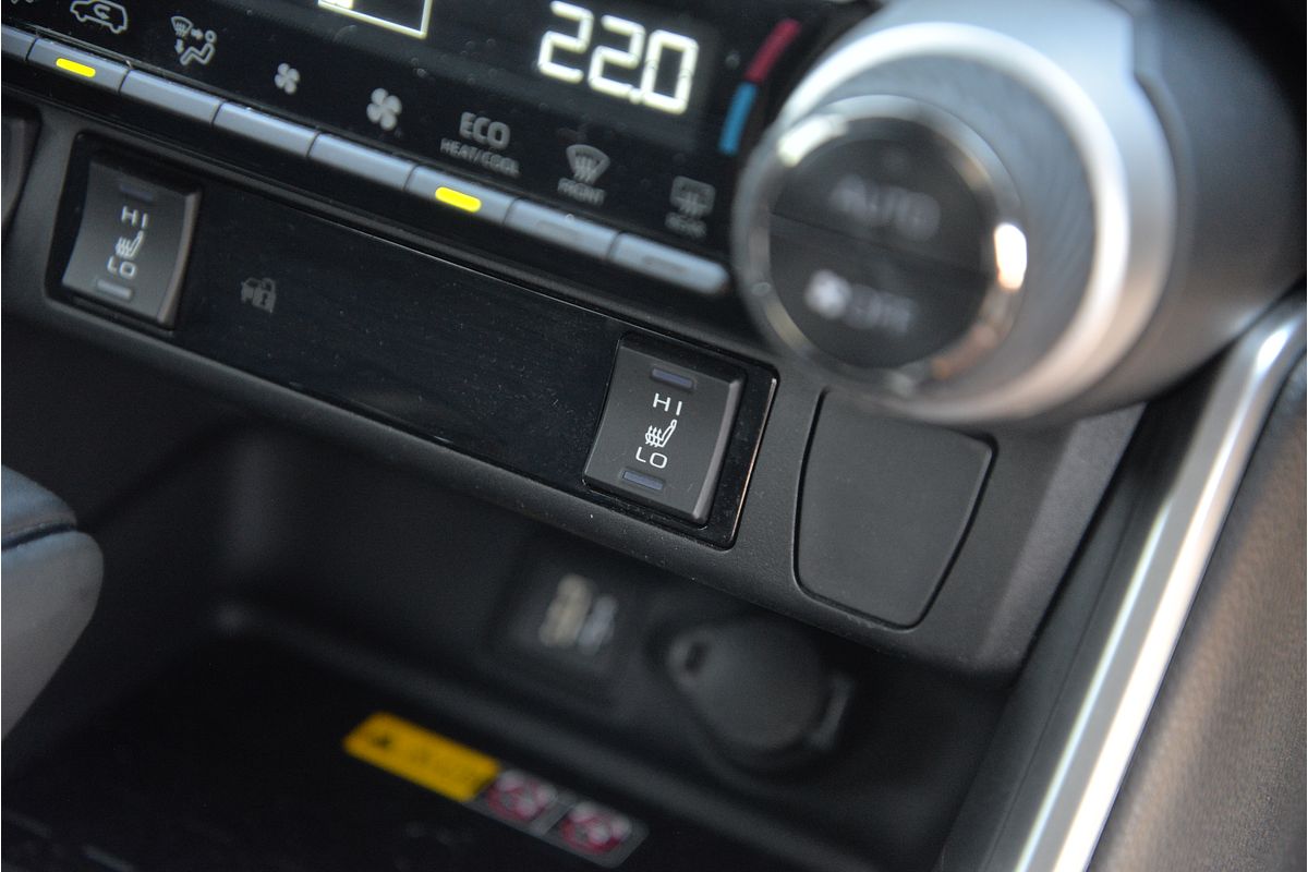 2023 Toyota RAV4 XSE AXAH54R