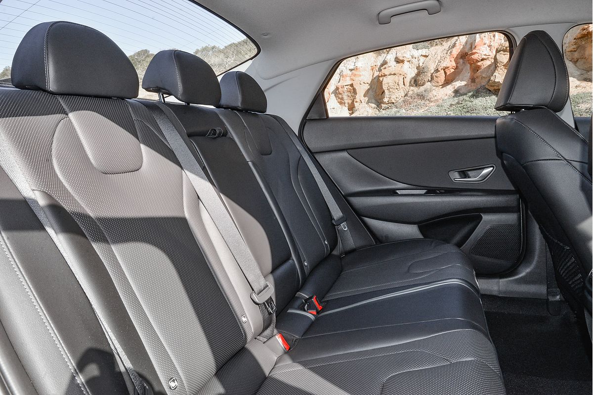 2024 Hyundai i30 Elite CN7.V2