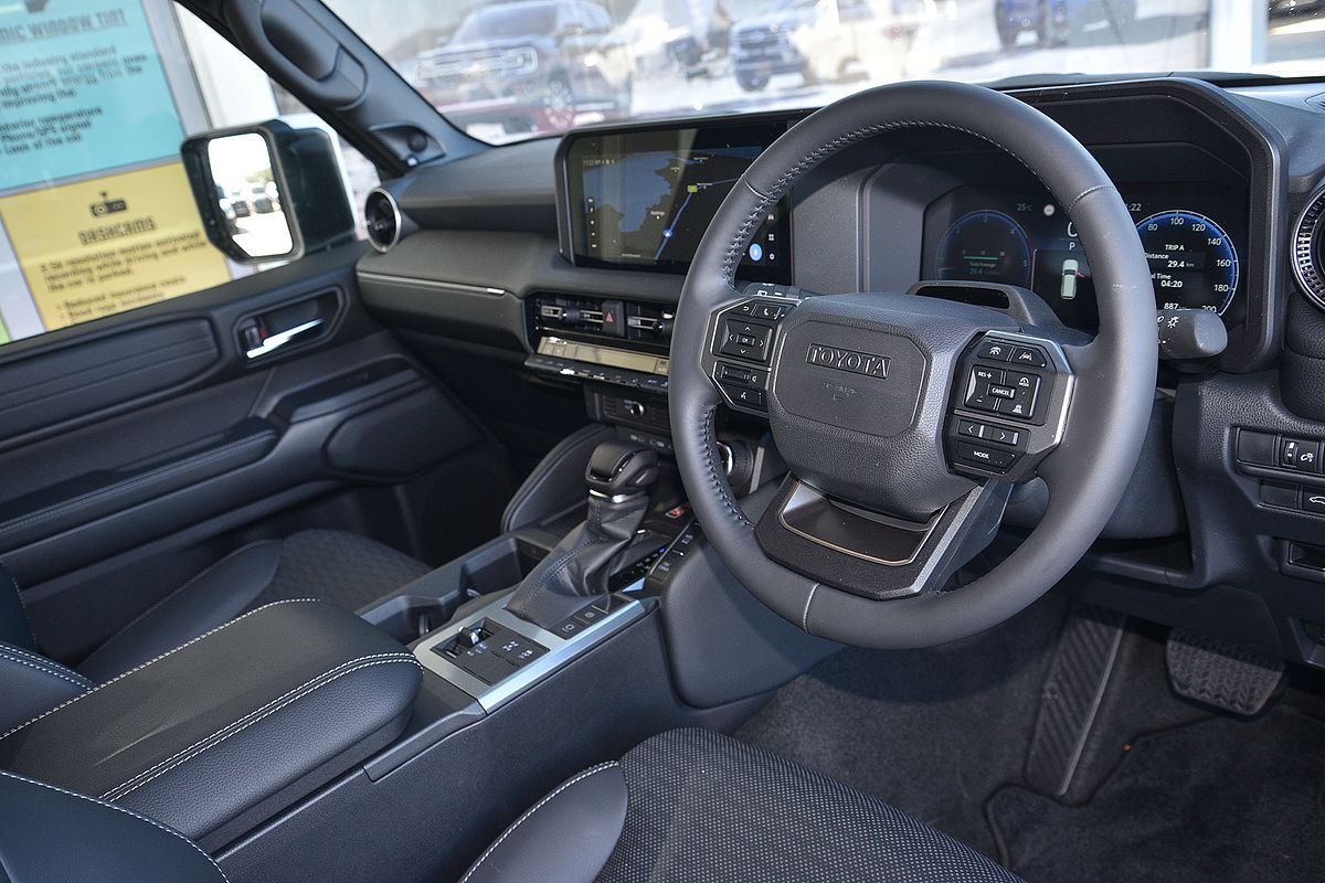 2025 Toyota Landcruiser Prado VX GDJ251R