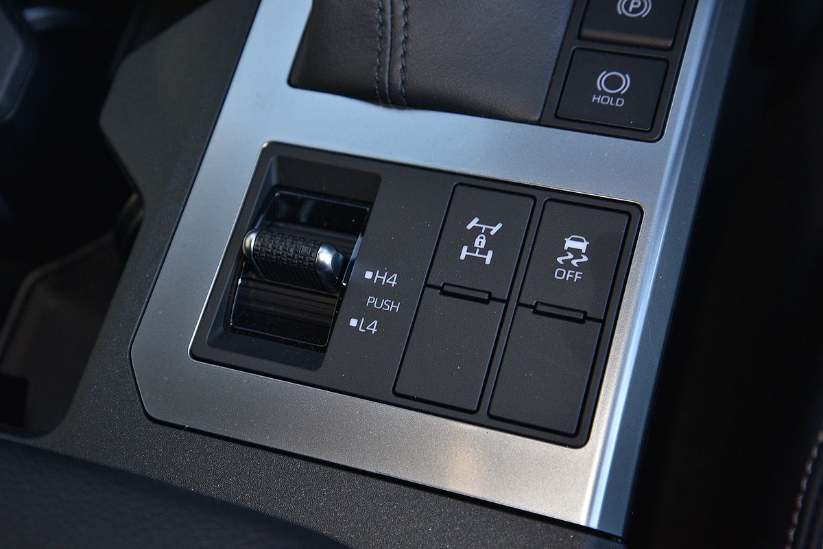 2025 Toyota Landcruiser Prado VX GDJ251R