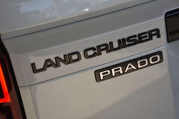 2025 Toyota Landcruiser Prado VX GDJ251R