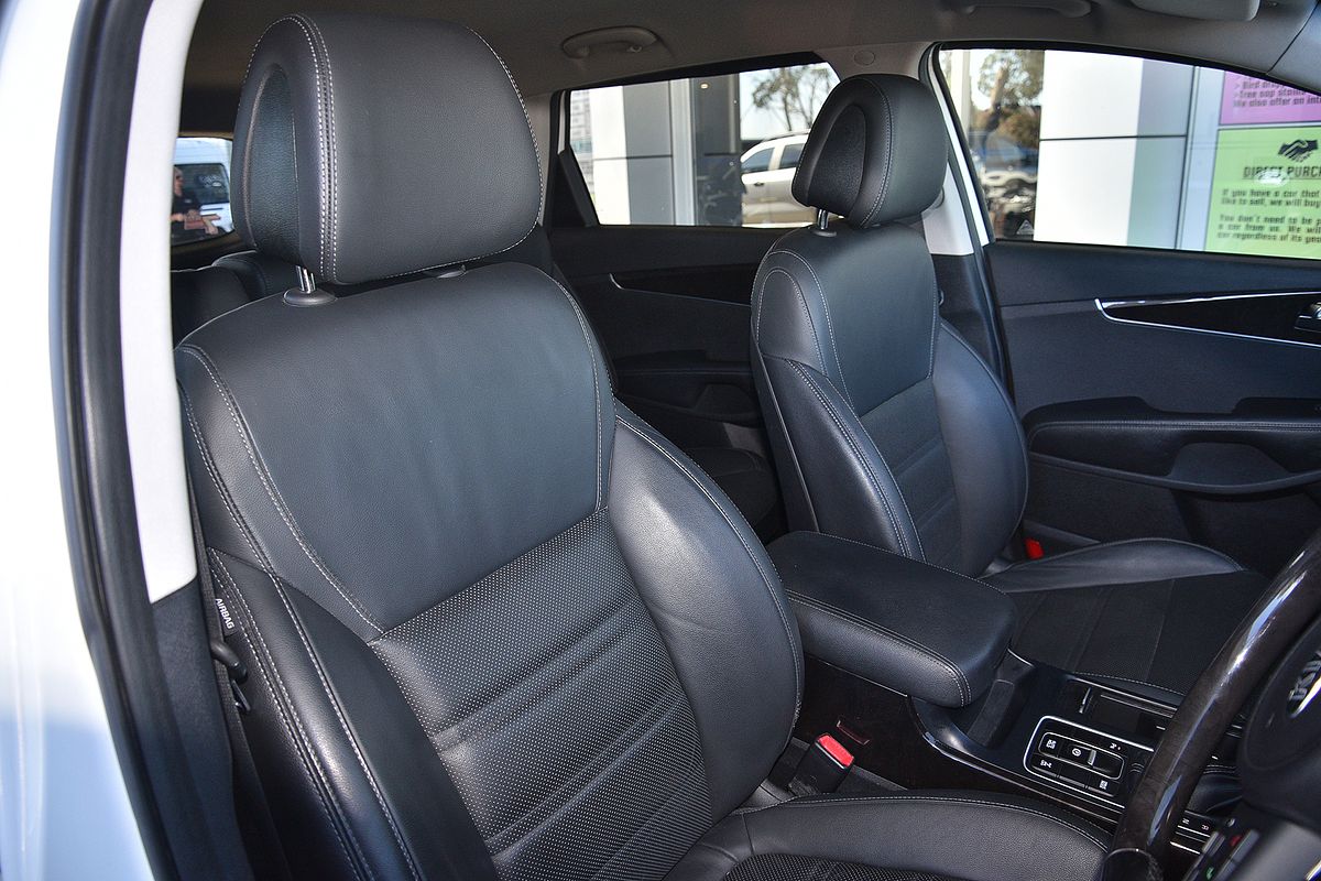 2016 Kia Sorento SLi UM