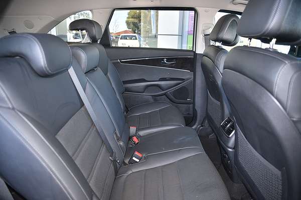 2016 Kia Sorento SLi UM