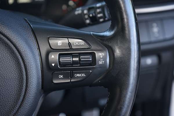 2016 Kia Sorento SLi UM