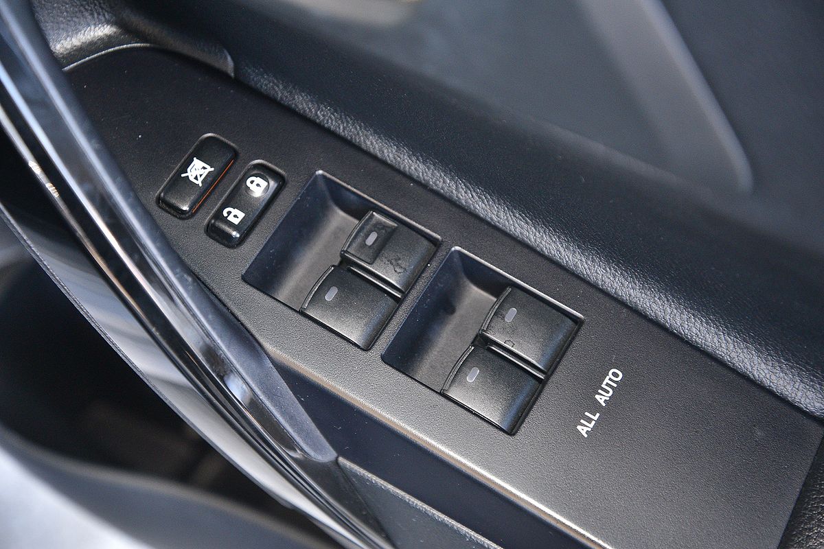 2016 Toyota Corolla ZR ZRE182R
