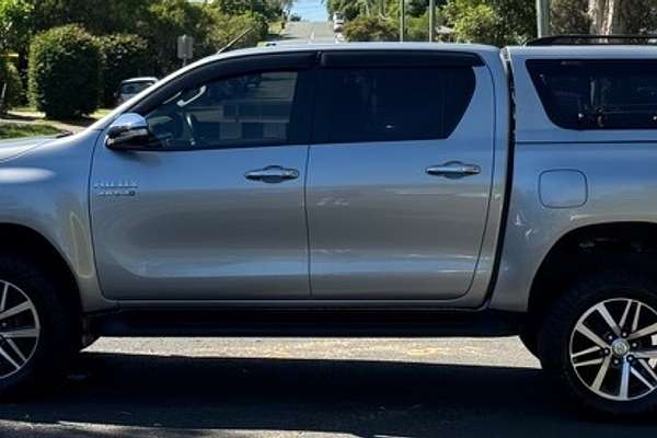 2017 Toyota Hilux SR5 GUN126R 4X4