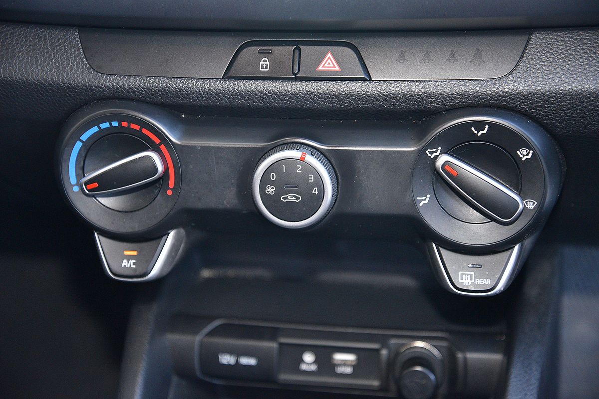 2018 Kia Rio S YB