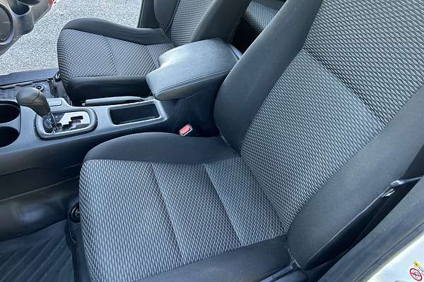 2017 Toyota Hilux Workmate TGN121R Rear Wheel Drive