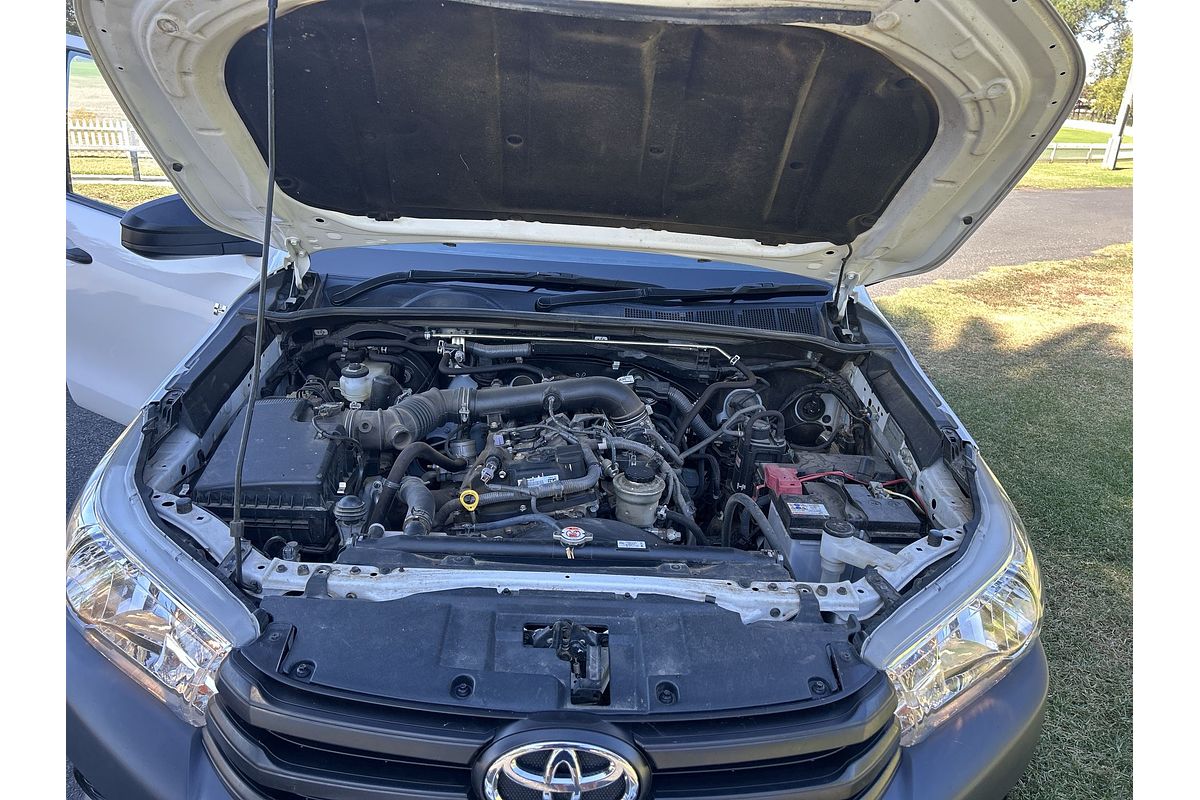 2017 Toyota Hilux Workmate TGN121R Rear Wheel Drive