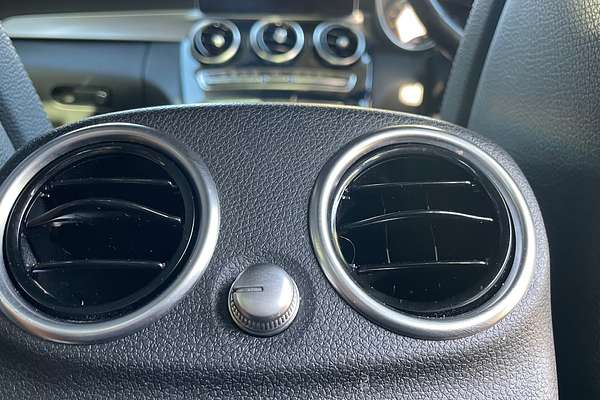2019 Mercedes-Benz C-Class C200 W205