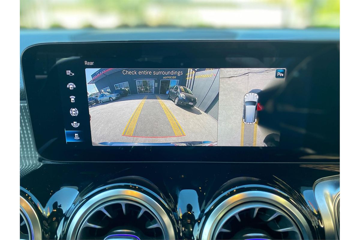 2021 Mercedes-Benz GLB-Class GLB200 X247