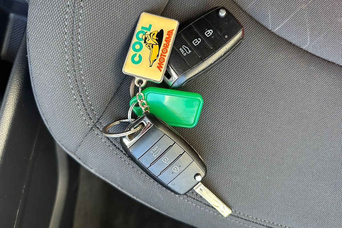 2015 Kia Rio S UB