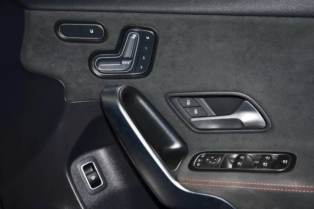 2021 Mercedes-Benz A-Class A180 V177