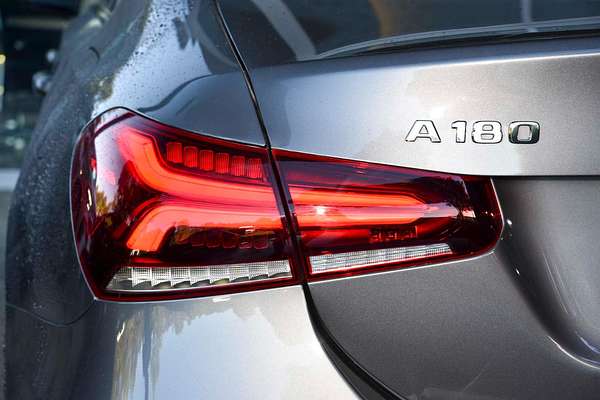 2021 Mercedes-Benz A-Class A180 V177