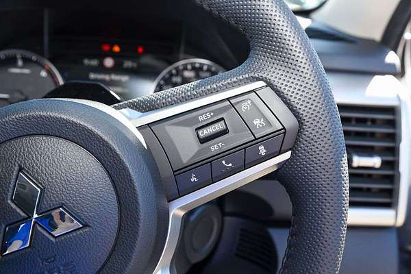 2024 Mitsubishi Triton GLS MV 4X4
