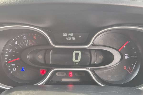 2021 Renault Trafic Premium 103kW X82 SWB