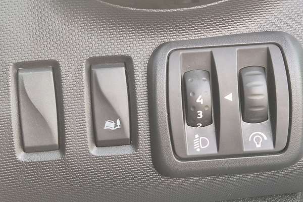 2021 Renault Trafic Premium 103kW X82 SWB