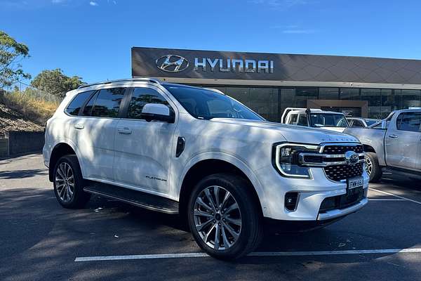 2024 Ford Everest Platinum
