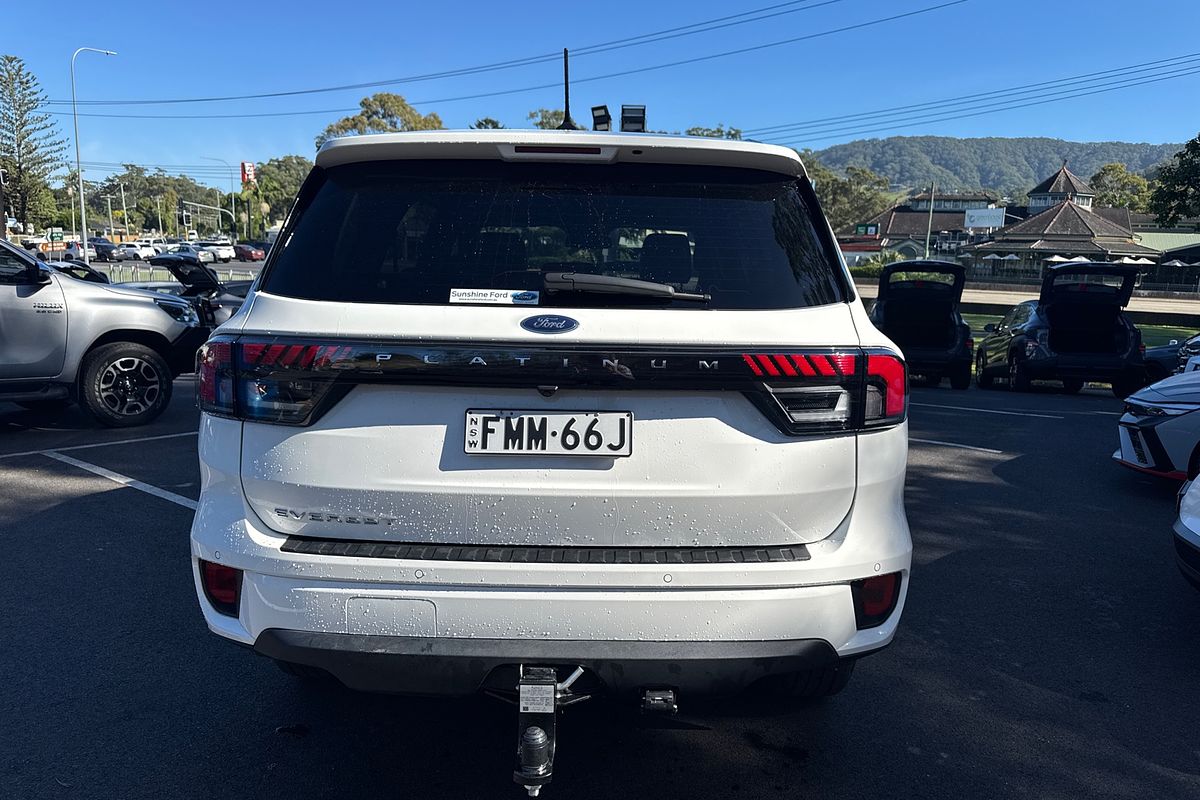 2024 Ford Everest Platinum
